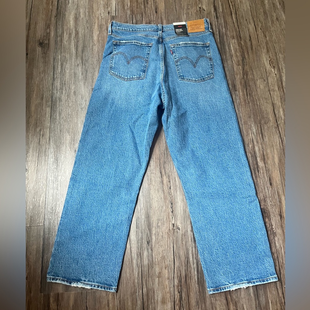 Levi ribcage straight ankle jeans NWT